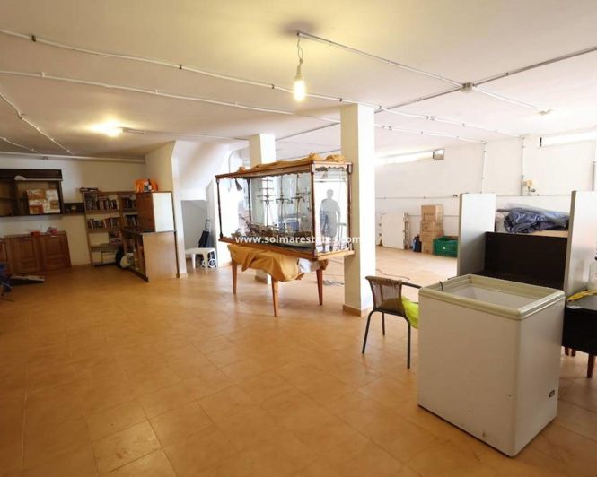 Image No.27-Villa de 4 chambres à vendre à Playa Flamenca