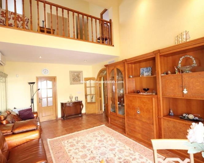 Image No.5-Villa de 4 chambres à vendre à Playa Flamenca