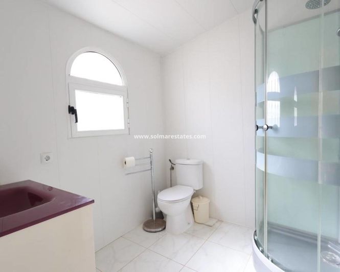 Image No.9-Villa de 4 chambres à vendre à Playa Flamenca