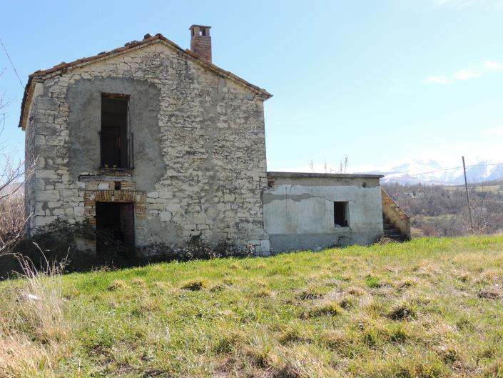 Image No.8-3 Bed Cottage for sale