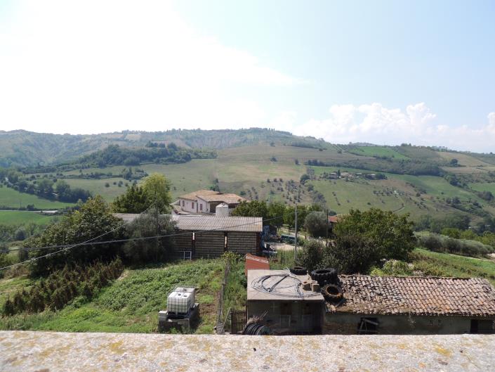 Image No.35-Ferme de 6 chambres à vendre à Atri