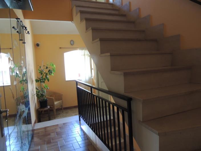 Image No.14-4 Bed Villa / Detached for sale