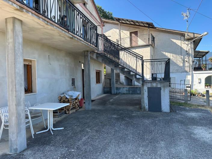 Image No.4-Propriété de 3 chambres à vendre à Caramanico Terme