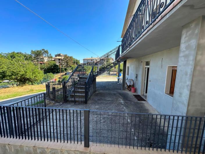 Image No.5-Propriété de 3 chambres à vendre à Caramanico Terme