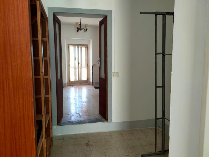 Image No.27-2 Bed House for sale