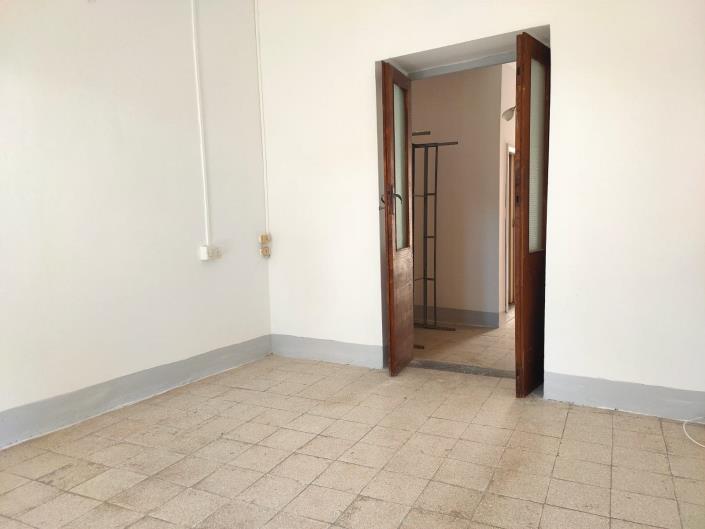 Image No.28-2 Bed House for sale