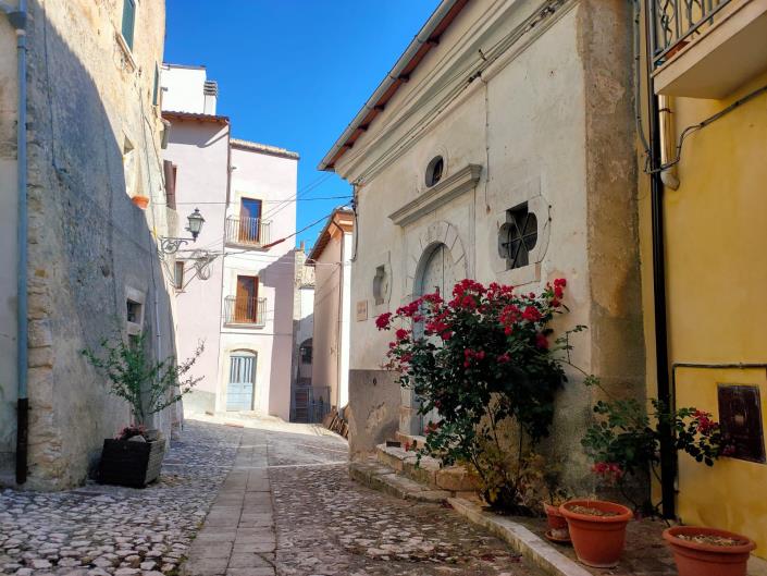 Image No.35-2 Bed House for sale