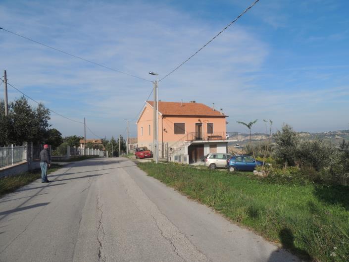 Image No.6-2 Bed Country House for sale