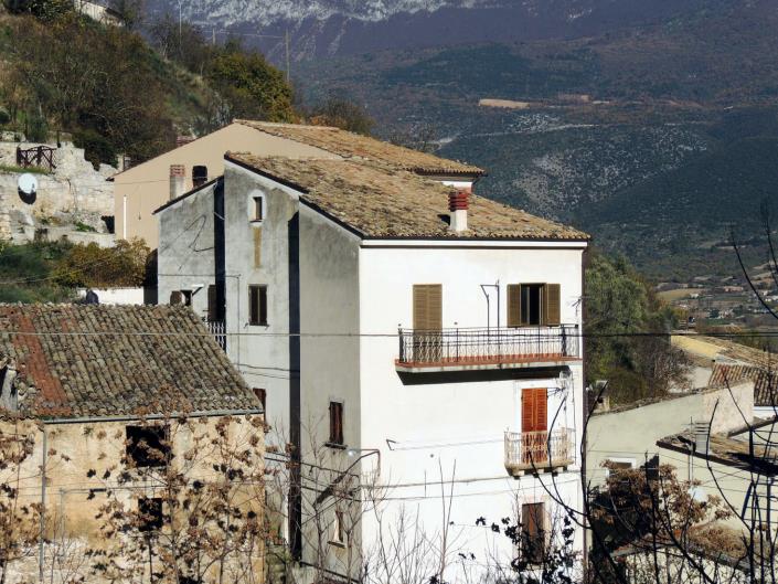 Image No.21-2 Bed Villa / Detached for sale