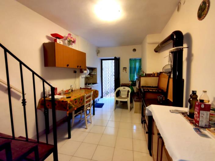 Image No.3-Maison de 2 chambres à vendre à Lettomanoppello