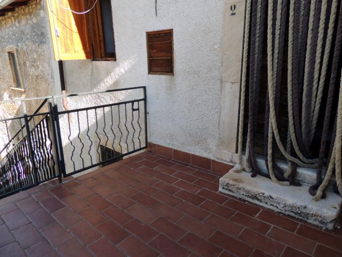 Image No.30-Maison de campagne de 3 chambres à vendre à Navelli