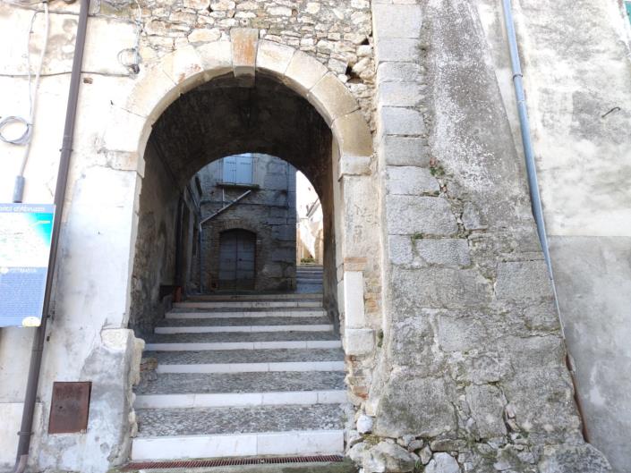 Image No.2-2 Bed House for sale