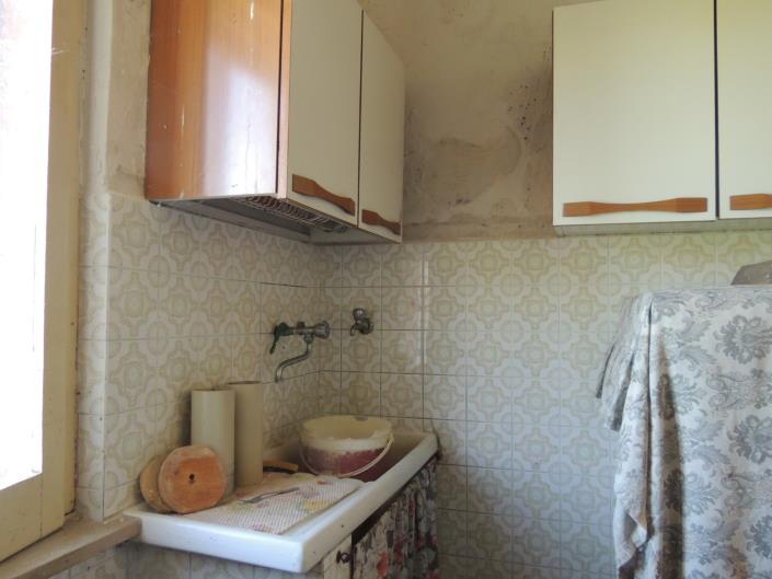 Image No.11-2 Bed Country House for sale