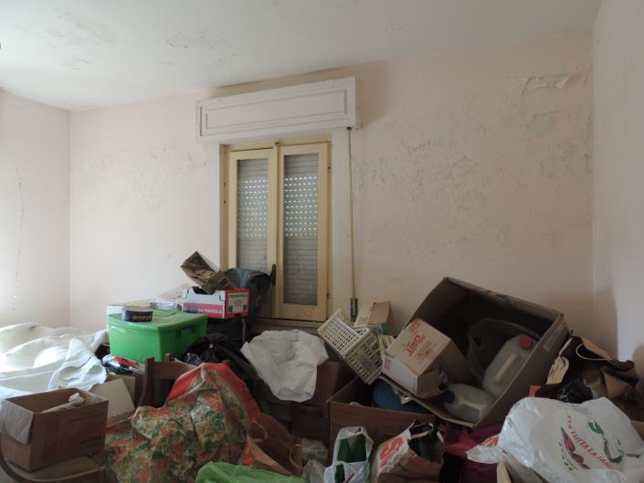 Image No.12-2 Bed Country House for sale