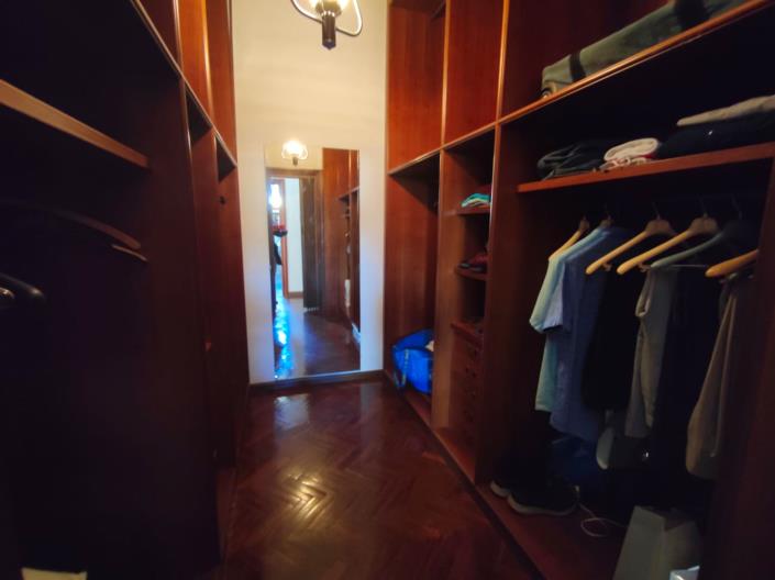 Image No.21-5 Bed Villa / Detached for sale