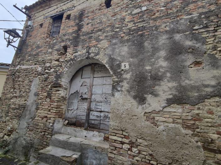 Image No.16-Maison de campagne de 2 chambres à vendre à Casalincontrada
