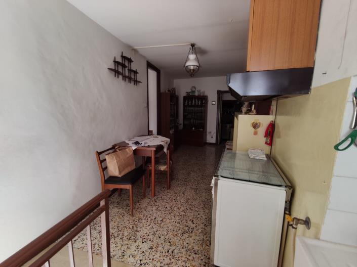 Image No.4-2 Bed House for sale