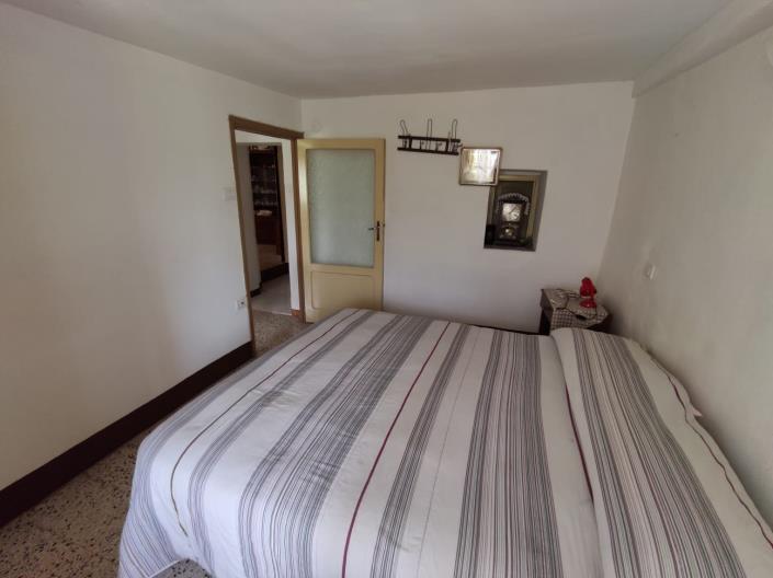 Image No.11-2 Bed House for sale