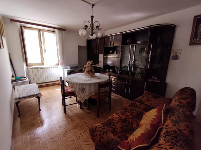 Image No.14-2 Bed House for sale