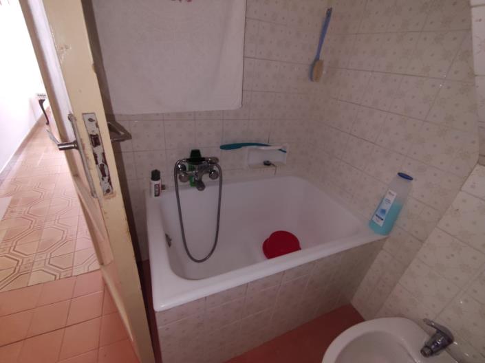 Image No.17-2 Bed House for sale