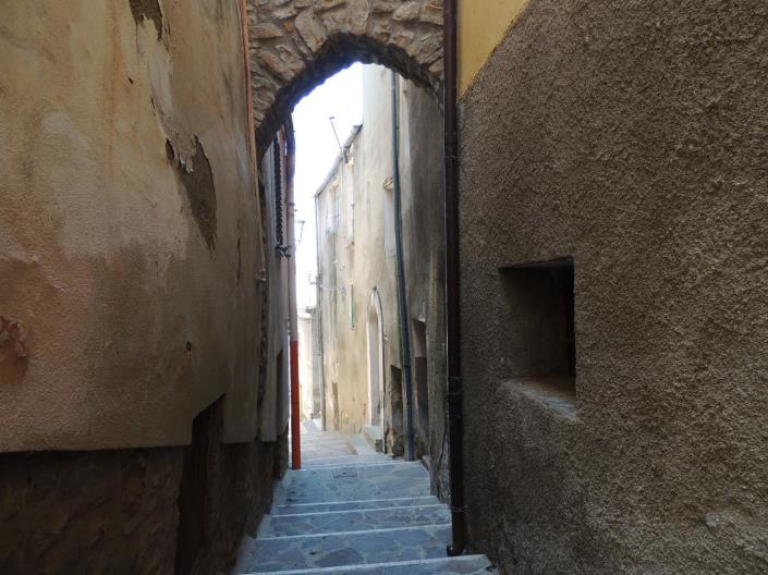 Image No.25-3 Bed Townhouse for sale