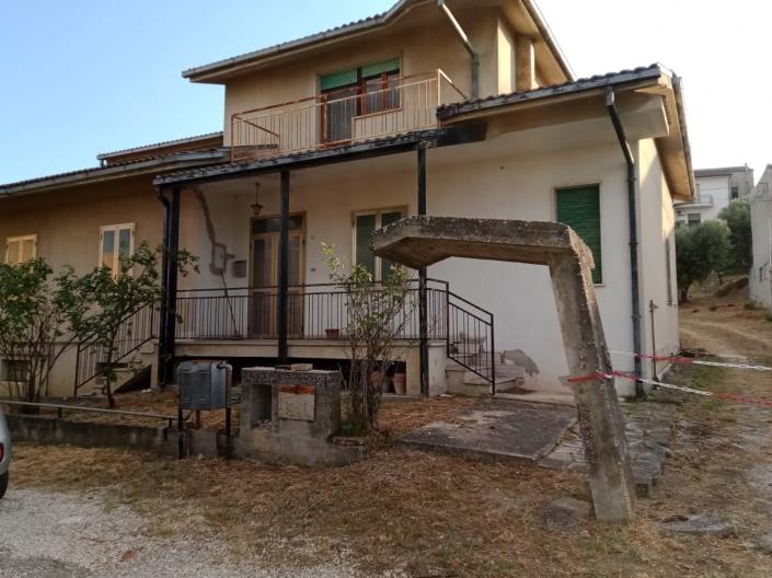 Image No.10-5 Bed Villa / Detached for sale