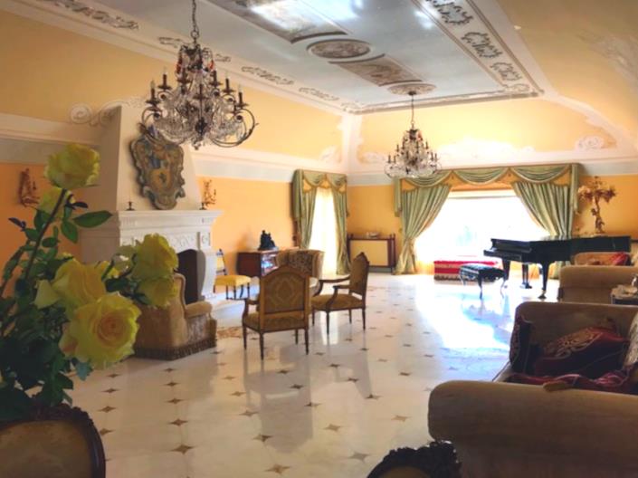 Image No.5-5 Bed Villa for sale