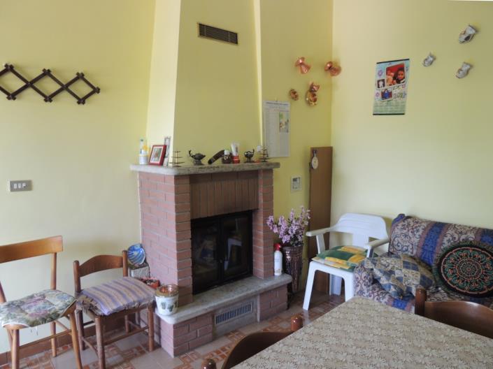 Image No.11-3 Bed Country House for sale