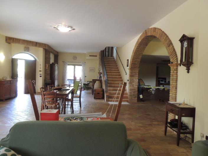 Image No.12-7 Bed Villa for sale