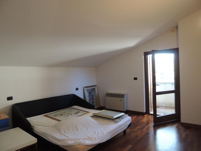 Image No.28-7 Bed Villa for sale