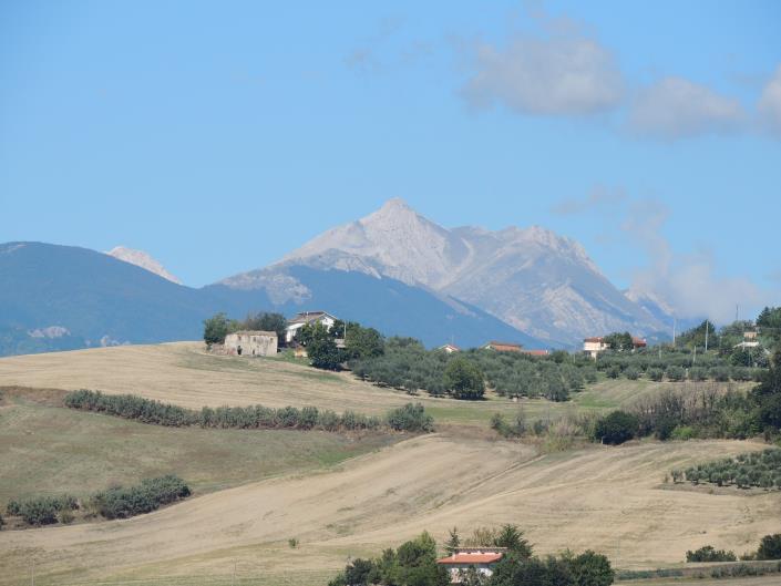 Image No.17-Maison de campagne de 1 chambre à vendre à Rosciano