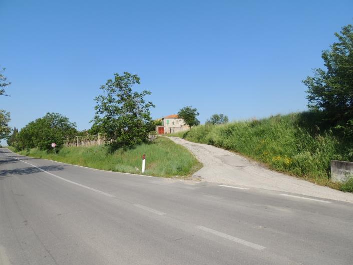 Image No.25-Maison de campagne de 1 chambre à vendre à Rosciano