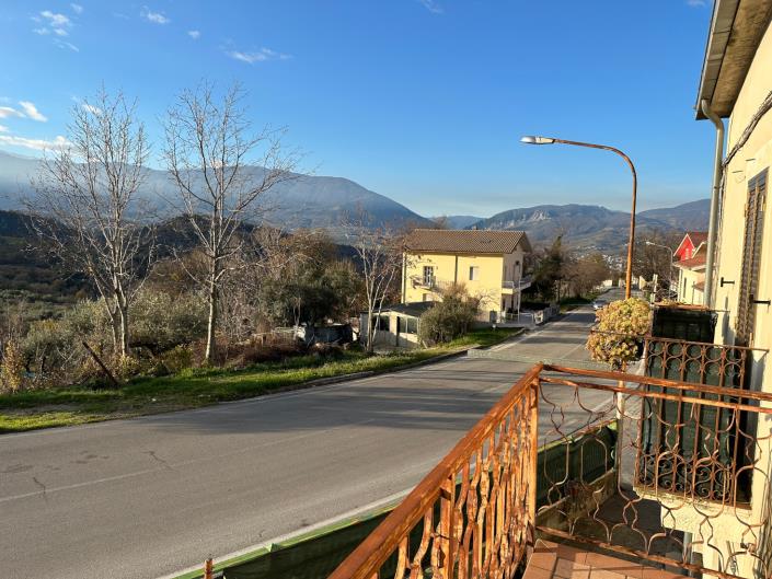 Image No.23-2 Bed Property for sale