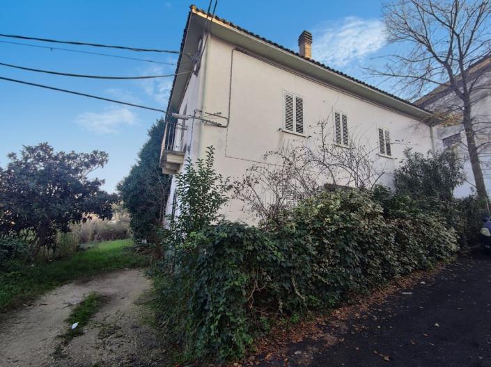 Image No.2-Propriété de 2 chambres à vendre à Scafa