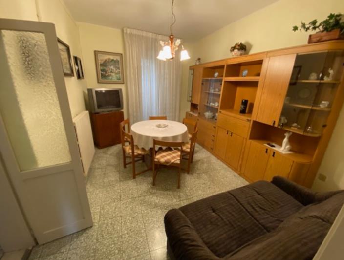 Image No.9-4 Bed Property for sale