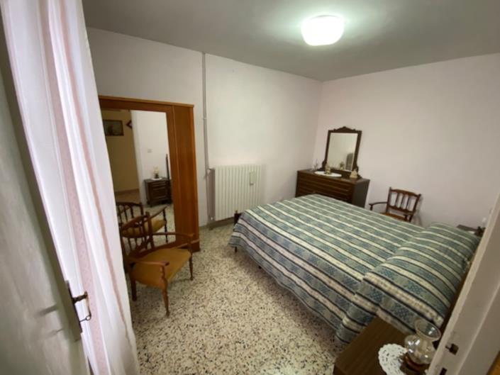 Image No.13-4 Bed Property for sale