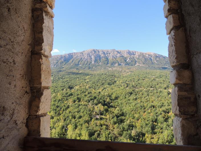 Image No.18-2 Bed Property for sale