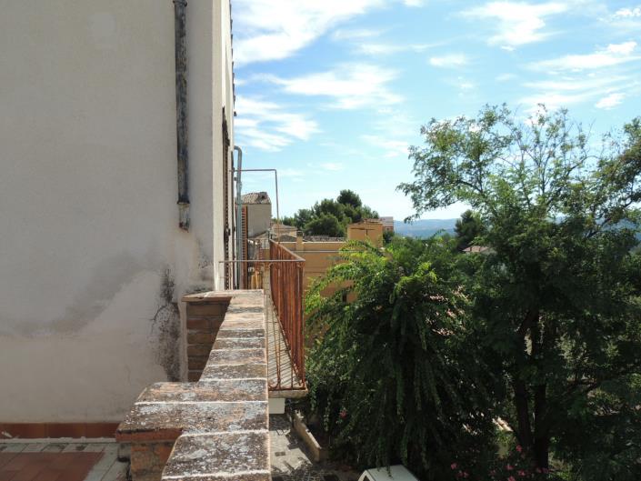 Image No.32-6 Bed House for sale