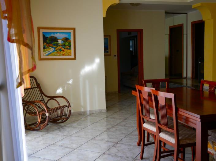 Image No.8-4 Bed Villa for sale