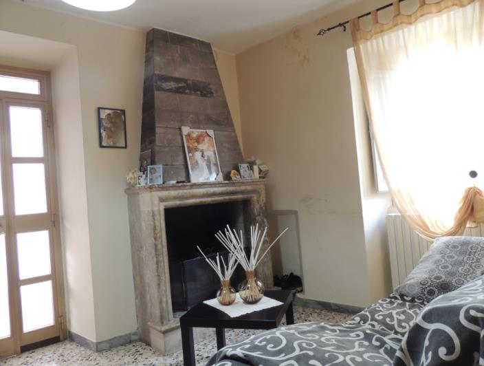 Image No.6-2 Bed Property for sale