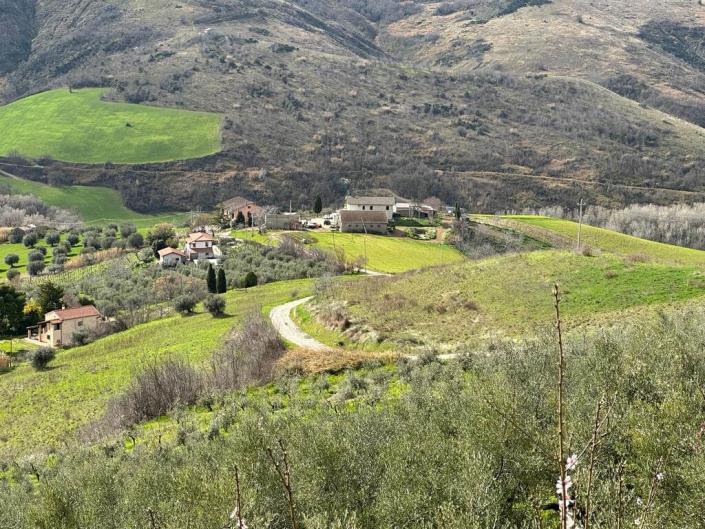 Image No.5-4 Bed Country House for sale