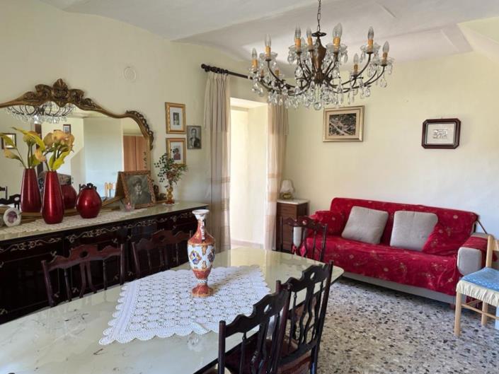 Image No.6-2 Bed House for sale