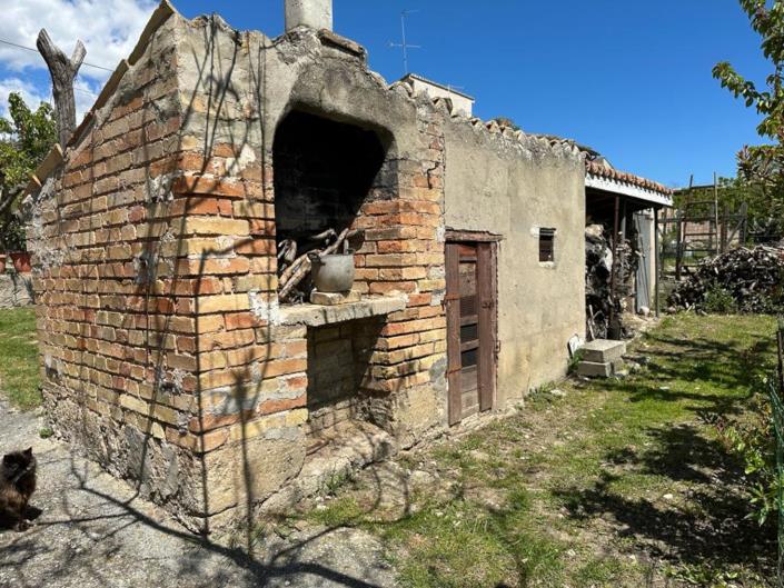 Image No.20-2 Bed House for sale