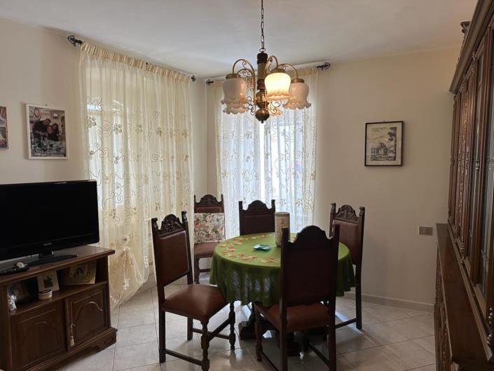 Image No.8-4 Bed House/Villa for sale