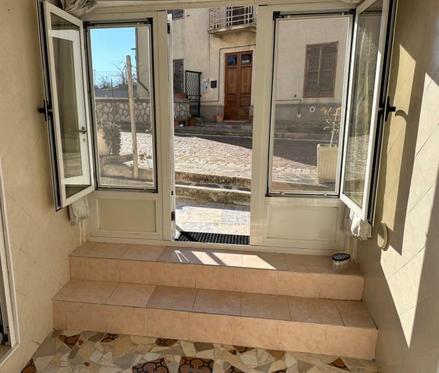 Image No.8-4 Bed House/Villa for sale