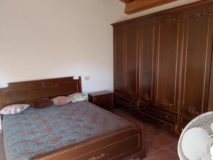 Image No.32-4 Bed Property for sale