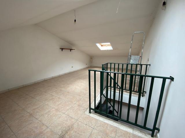 Image No.12-3 Bed House for sale