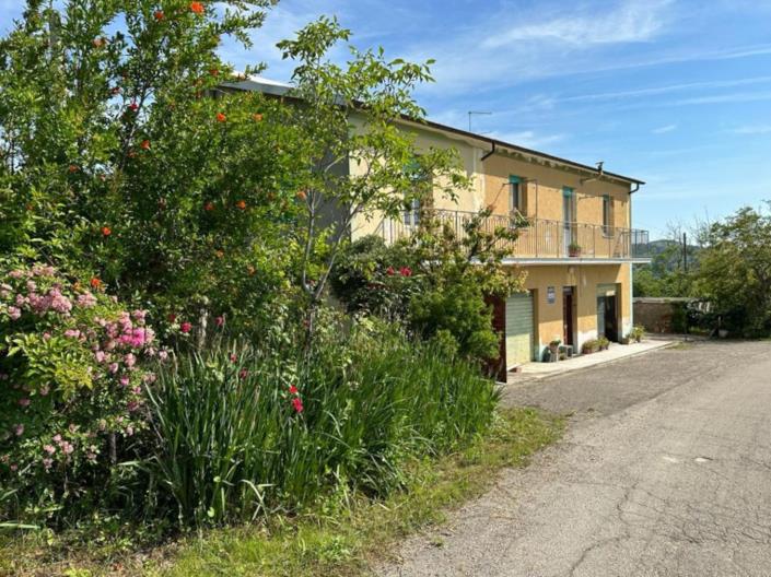 Image No.2-Maison de 4 chambres à vendre à Penne