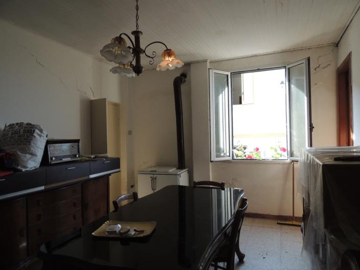 Image No.8-Propriété de pays de 3 chambres à vendre à San Valentino in A.C.