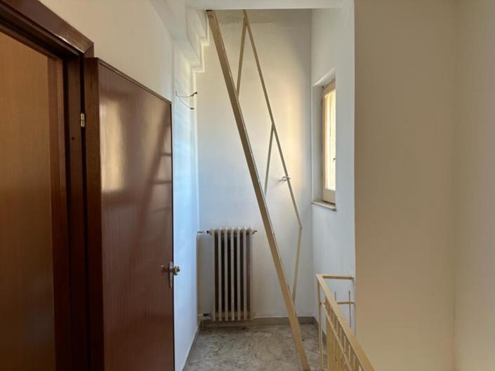 Image No.21-Propriété de 4 chambres à vendre à Penne